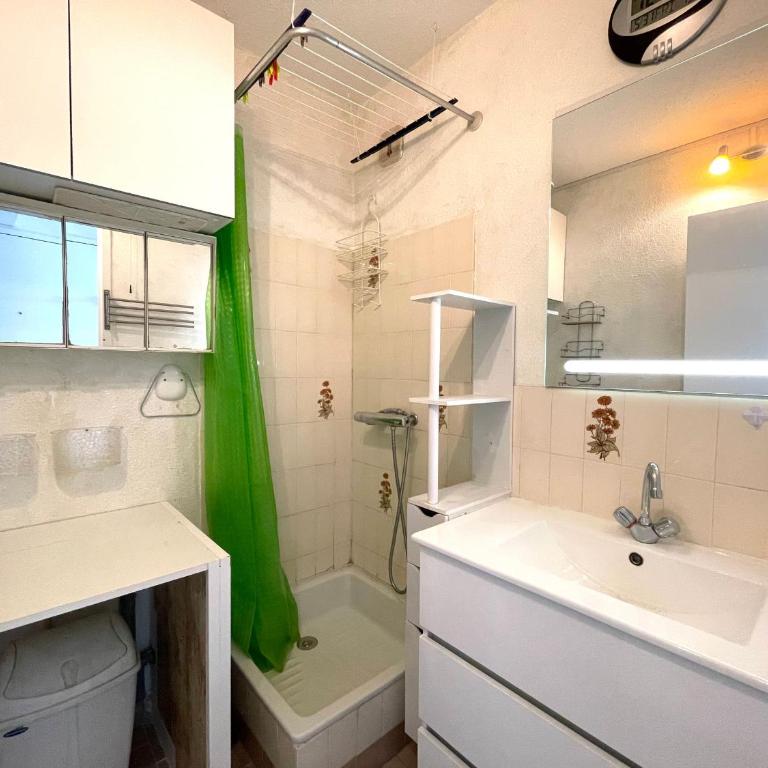Appartement 2 pièces en bord de mer avec parking privé à Sète - FR-1-338-409 - Appartement (4 Adultes) - 12