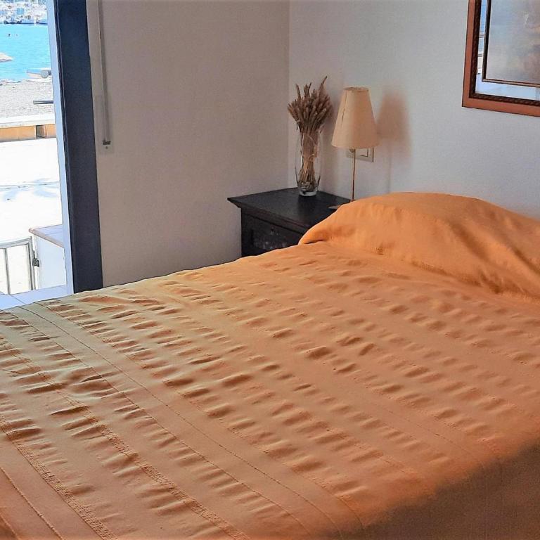 Apartamento de 3 dormitorios frente al mar en Llançà, cerca de playas y actividades - ES-170-43 - Apartamento - 11
