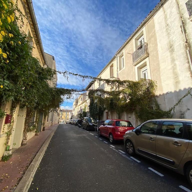 Apt T2 neuf, terrasse, centre ville, 8min Comédie - Appartamento con 1 Camera da Letto - 29