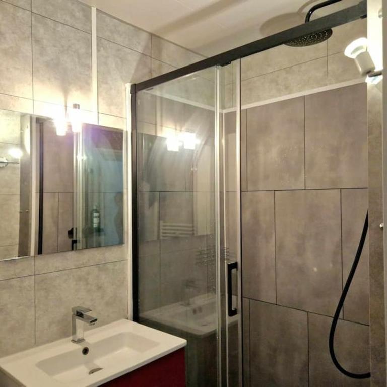 Joli appartement avec balcon - Appartement 1 Chambre - 5