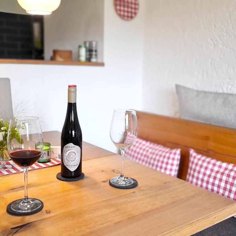 Goldvogel Apartments - Apartment mit 1 Schlafzimmer und Dusche - 18