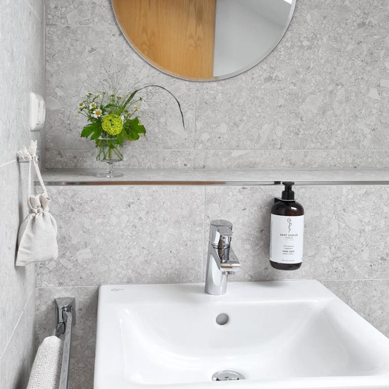Goldvogel Apartments - Apartment mit 2 Schlafzimmern und Dusche - 4