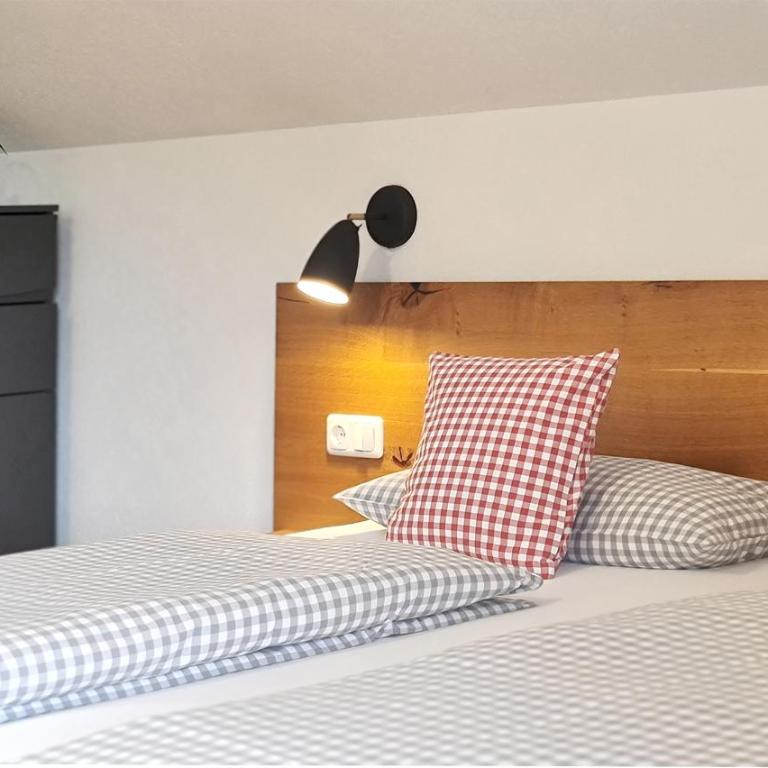 Goldvogel Apartments - Apartment mit 2 Schlafzimmern und Dusche - 13