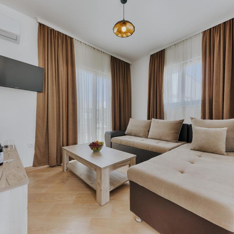 Imperial Family Resort - Two-Bedroom Villa - 12