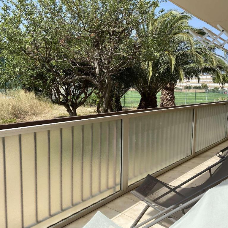 Studio Rénové avec Grande Terrasse et Wifi à Balaruc-les-Bains - FR-1-553-230 - Studio - 10