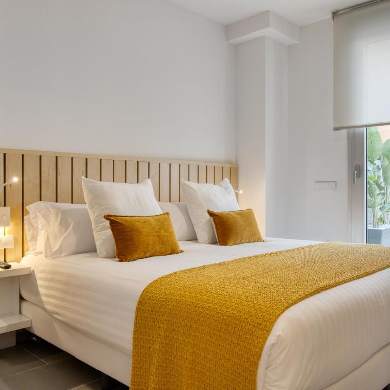 Calm Apartments - Apartment with Terrace - 15