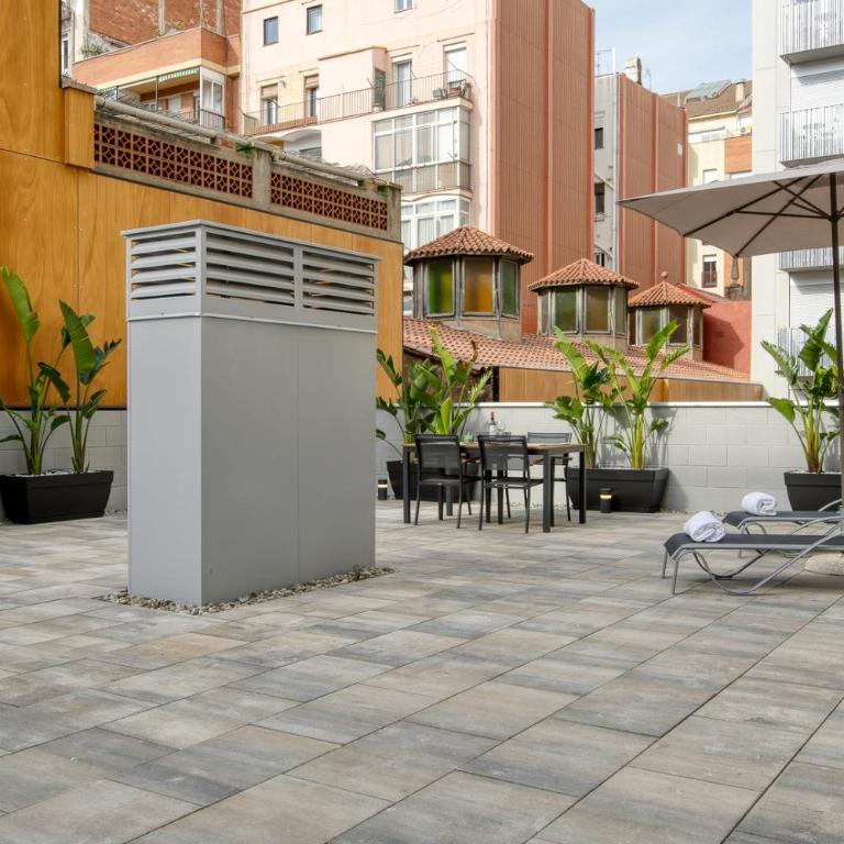 Calm Apartments - Apartment with Terrace - 4