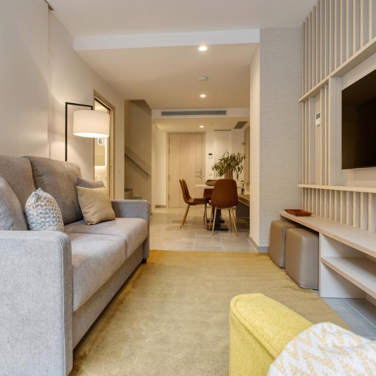 Calm Apartments - Duplex Apartment - 10