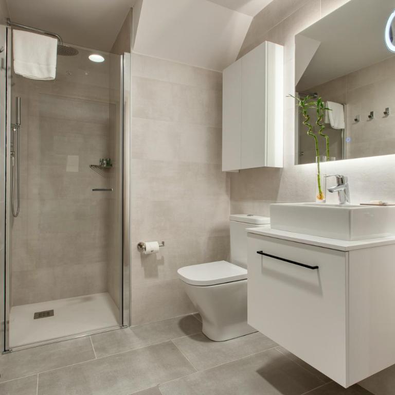 Calm Apartments - Duplex Apartment - 16