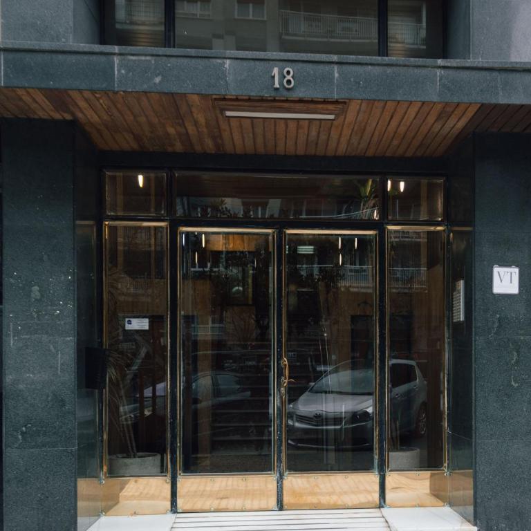 Amplio apartamento reformado con garaje en Amara, Donostia-San Sebastián - Isabel II - Apartamento de 3 dormitorios - 25