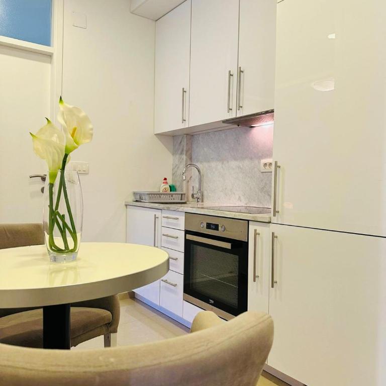 Nora Apartment - Apartman sa 2 Spavaće Sobe - 2