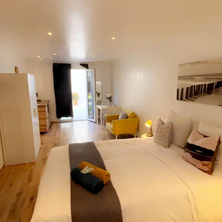 Chambre le Petit Olivier - Chambre Double avec Salle de Bains Privative - 5
