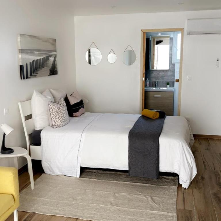 Chambre le Petit Olivier - Chambre Double avec Salle de Bains Privative - 8