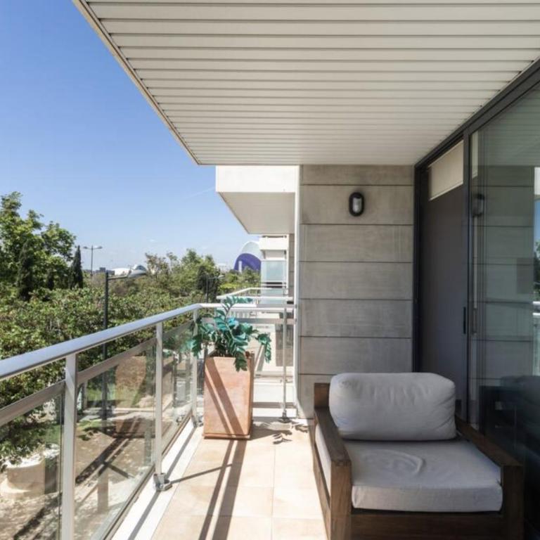 Art and Sciences view luxury apartment - Three-Bedroom Apartment - 5