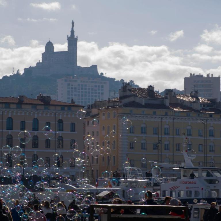 Studio Bohème au Vieux-Port Marseille Climatisé Netflix - Apartment mit 1 Schlafzimmer - 24