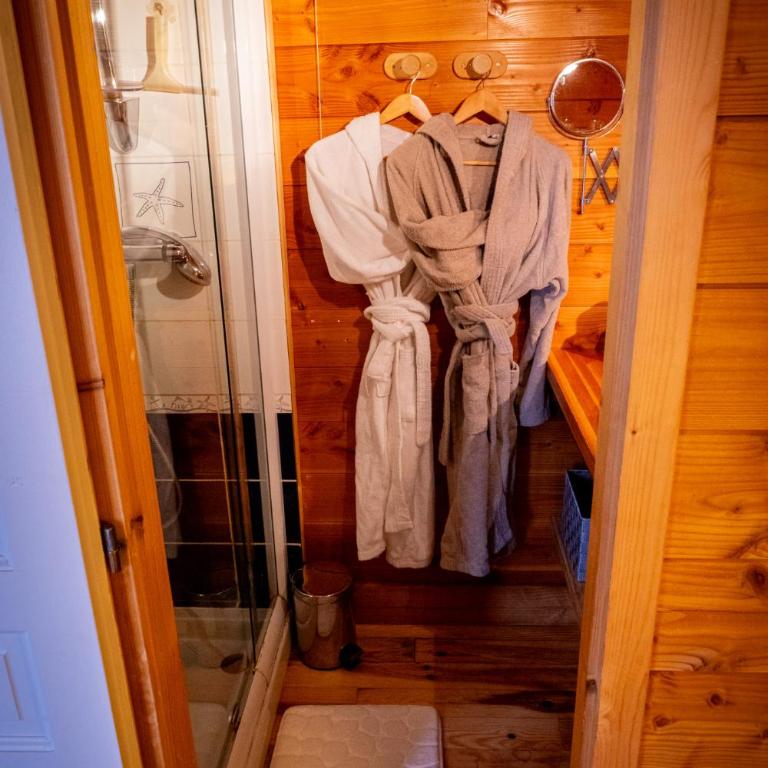 Chambres et table d'hôtes au chalet Datcha - Chambre Double avec Balcon - 18