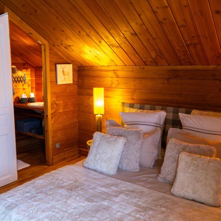 Chambres et table d'hôtes au chalet Datcha - Chambre Double avec Balcon - 9