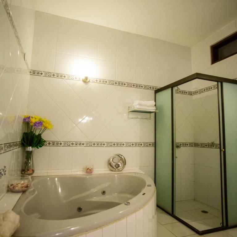 Hotel Santo Domingo - Habitación Doble Deluxe con bañera - 6