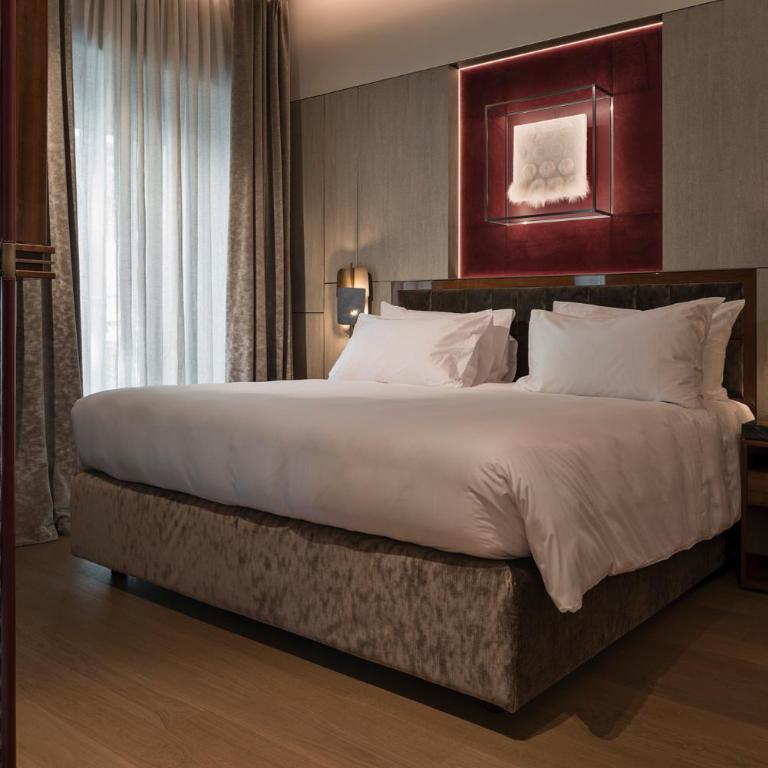 Fendi Private Suites - Small Luxury Hotels of the World - Suite Deluxe 4 - 5