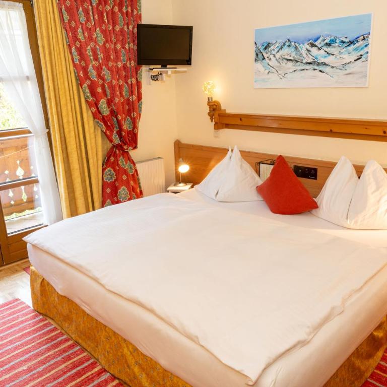 Bauernhofhotel "die Unterbergerin" - Zimmer mit Frühstück und Ferienwohnungen in Gastein mit GRATIS Thermeneintritt - Doppelzimmer mit Balkon - 4