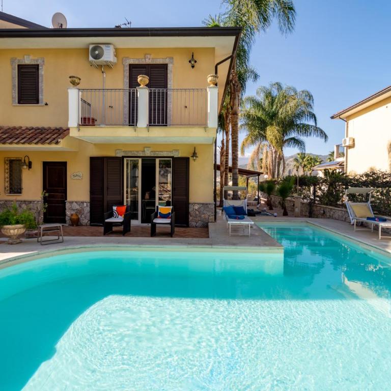 Villa Fabiana Taormina - Villa - 3