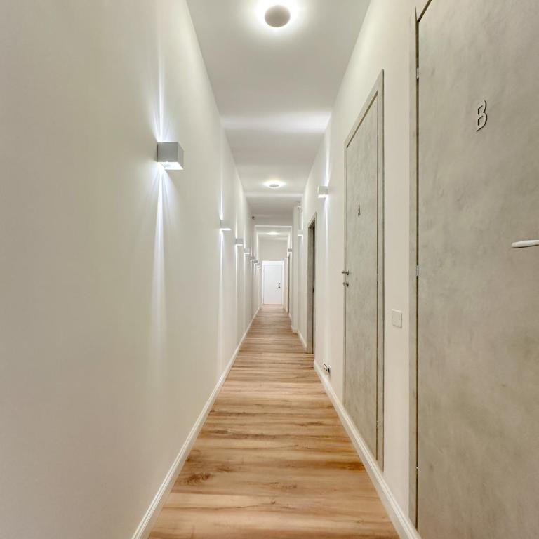 Colosseum Luxury Guest House - Camera Matrimoniale Superior con Bagno Privato Esterno - 9