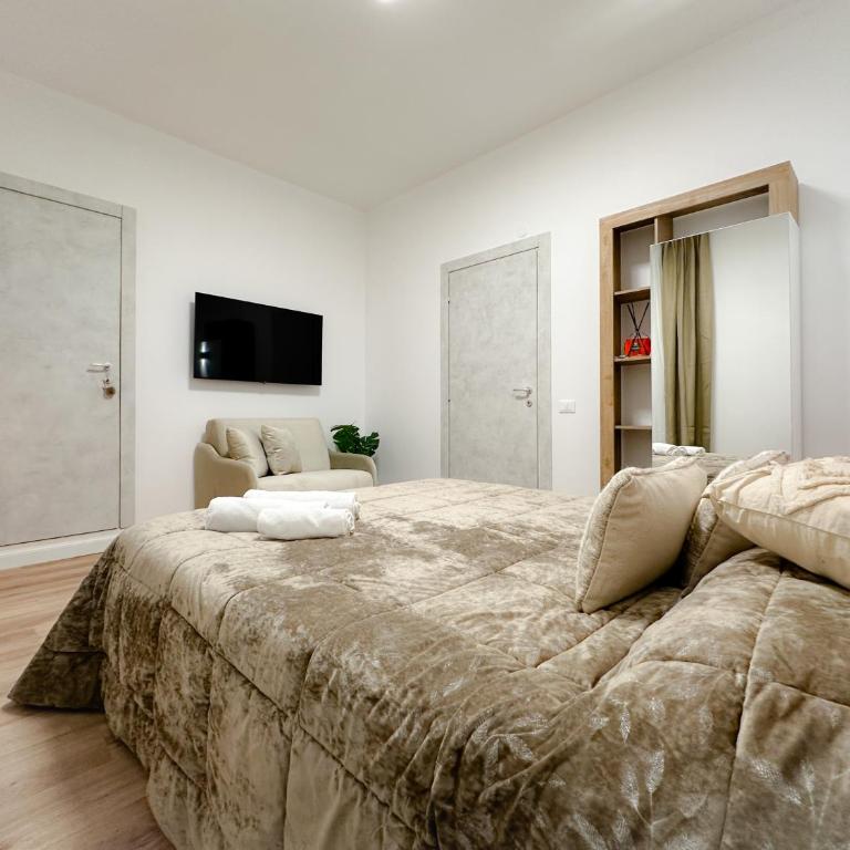 Colosseum Luxury Guest House - Camera Tripla con Bagno Privato - 9