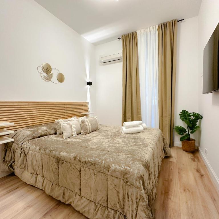 Colosseum Luxury Guest House - Camera Matrimoniale Superior con Bagno Privato Esterno - 6