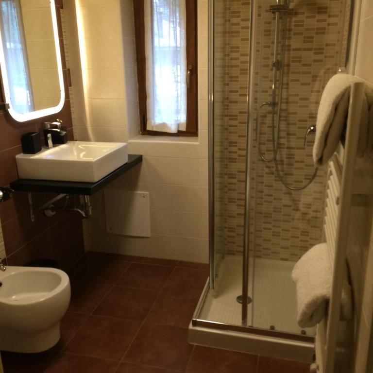 B&B Gressoney - Camera Matrimoniale con Balcone - 5
