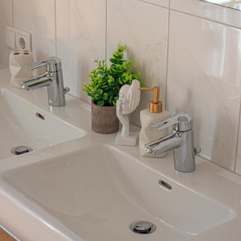 Landhaus Maria - Apartment mit 3 Schlafzimmern und Balkon - 7