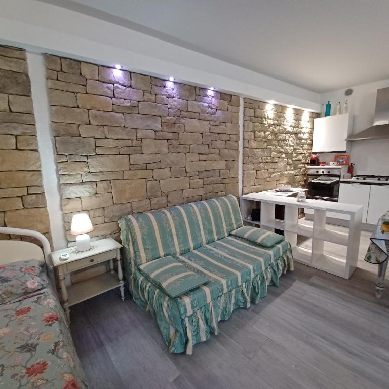 GARDALEMONHOUSE - One-Bedroom Apartment - 1