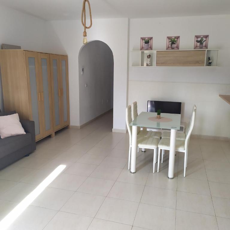 cerca plaza de Toros, 2 habitaciones - Apartamento de 2 dormitorios - 15