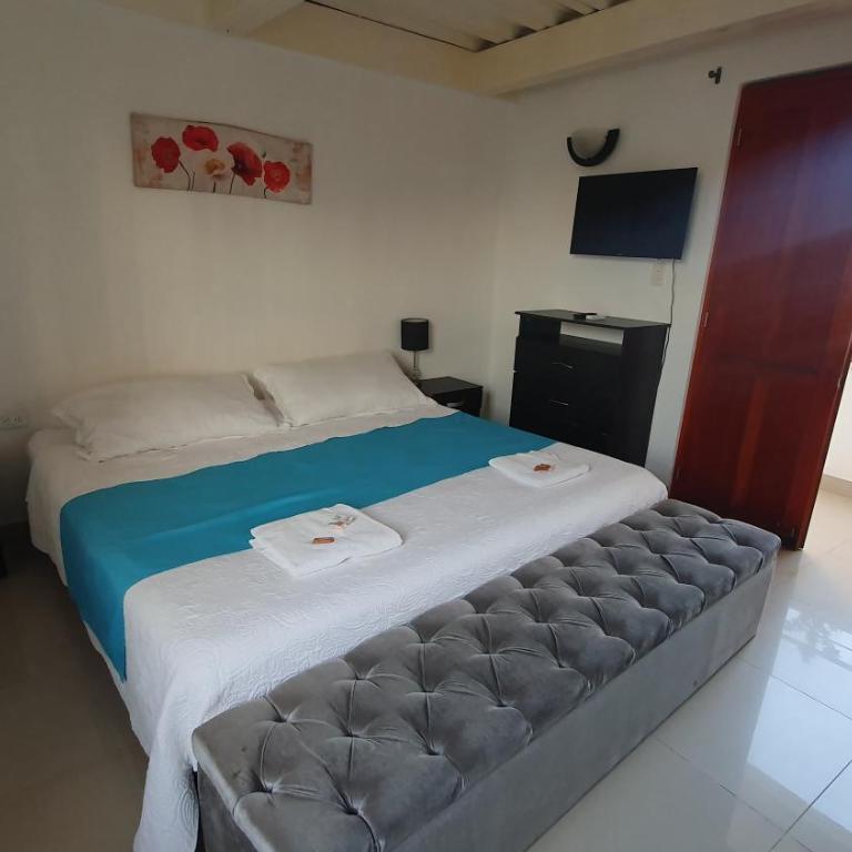Casa Evelyn - Double Room with Shared Bathroom - 6