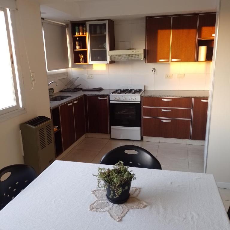Bajo Güemes - Apartamento de 1 dormitorio - 3