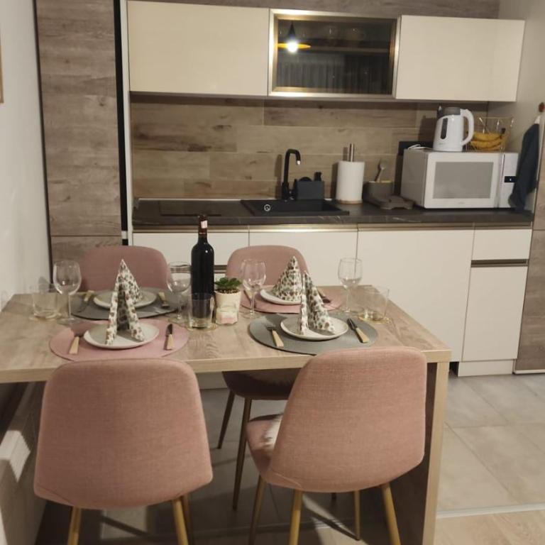 La Vie En Rose - Milmari Resort - One-Bedroom Apartment - 5