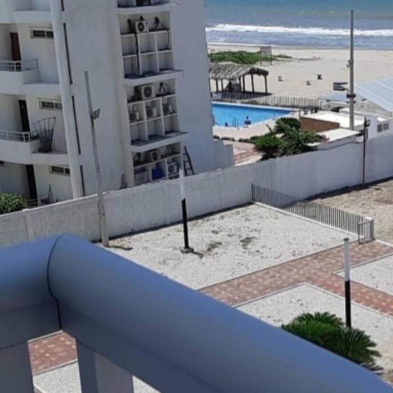 Dpto Con Vista al Mar UrbAltamar II Via a Data - Apartamento de 3 dormitorios - 3