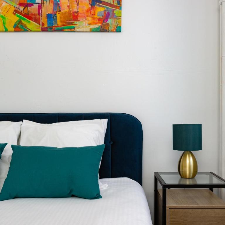 Deluxe studio tout équipé - hyper centre historique - One-Bedroom Apartment - 2