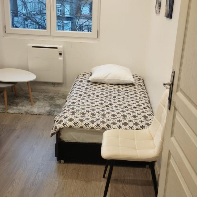 ++++ CENTRAL DUPLEX RENOVE 5 PIECES 150M2 A 8 MN DE LA PLACE DALTON ++++ - Appartement - 11