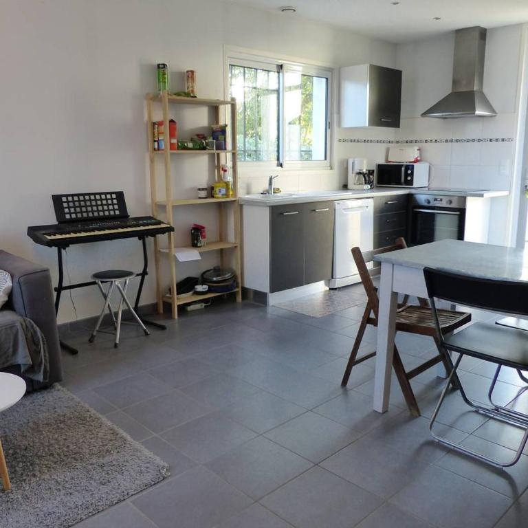 CAPBRETON -Appartement rez de jardin quartier proche centre et plages 5 pers - Apartment with Terrace - 12