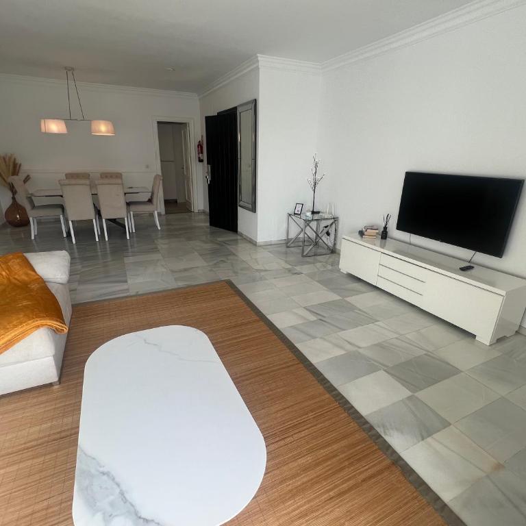 Jardines del puerto 741 - Apartamento - 10