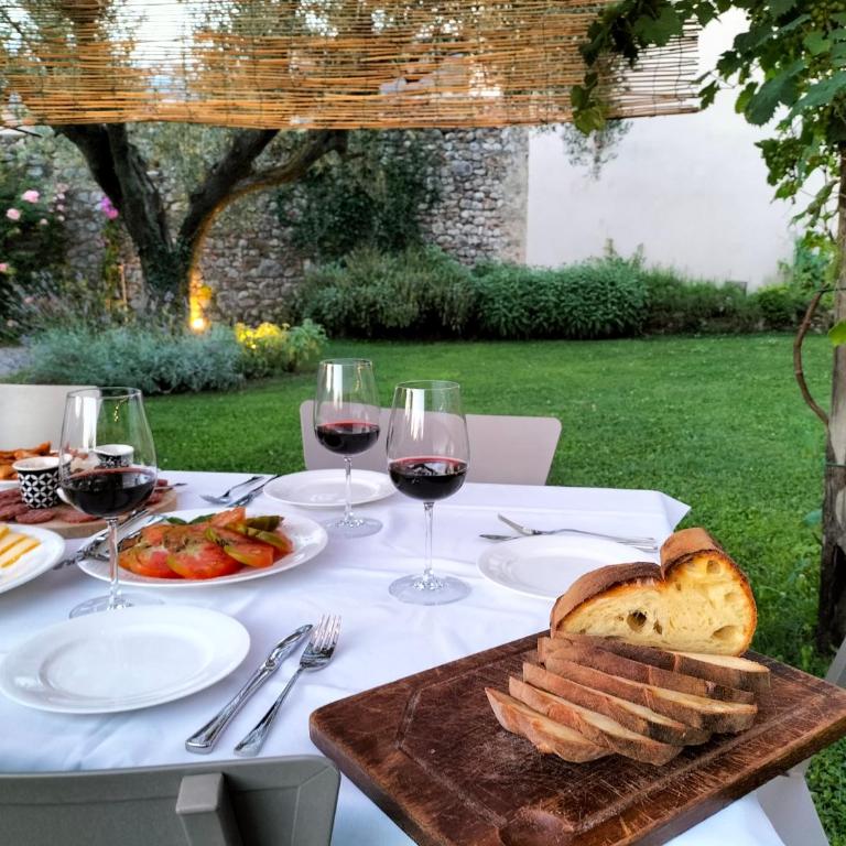 Badia Giulia Prestigious Historical B&B, Camaiore - Adults Only - No Pets - Camera King Deluxe - 8