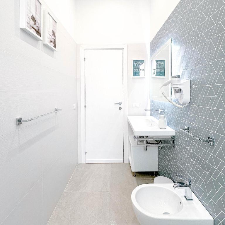 Le Palazzine Accomodations - Loft Esclusivo Centrale - 3bedr - Parking - Giardino - Two-Bedroom House - 34