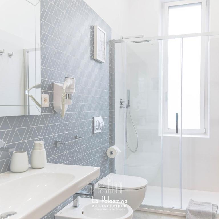 Le Palazzine Accomodations - Loft Esclusivo Centrale - 3bedr - Parking - Giardino - Two-Bedroom House - 65