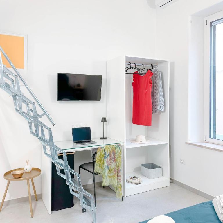 Le Palazzine Accomodations - Loft Esclusivo Centrale - 3bedr - Parking - Giardino - Two-Bedroom House - 74