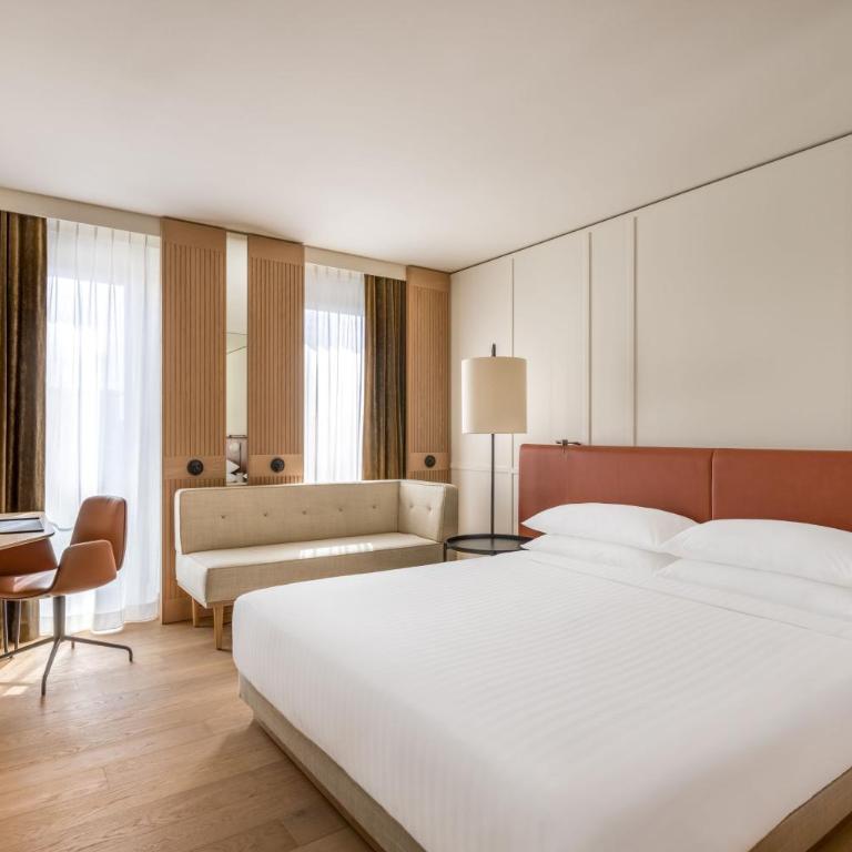 Munich Marriott Hotel City West - Executive Zimmer mit Kingsize-Bett - Zugang zur Club Lounge - 2