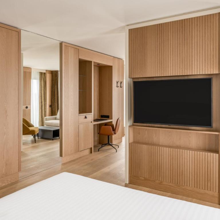 Munich Marriott Hotel City West - Superior Suite – Zugang zur Club Lounge - 3