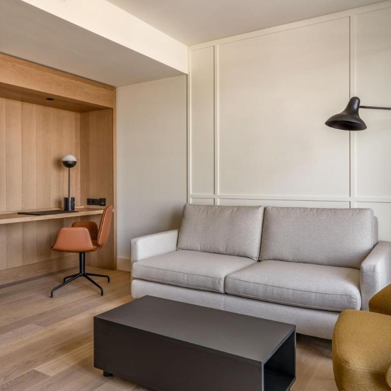Munich Marriott Hotel City West - Executive Suite mit Kingsize-Bett - Zugang zur Club Lounge - 2