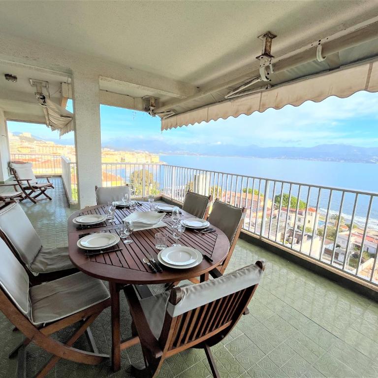 Appartement vue mer Carmino Ajaccio - Appartement - Vue sur Mer - 28