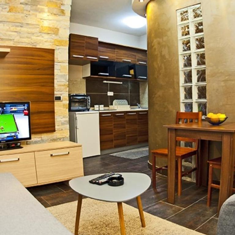 A67 Kraljevi Čardaci - Two-Bedroom Apartment - 8
