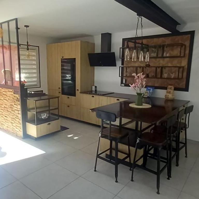 VILLA Tout confort CLIMATISEE 6pers - Haus mit 3 Schlafzimmern - 6